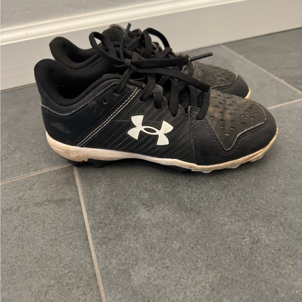 Under Armour Kids Black and White Sneakers